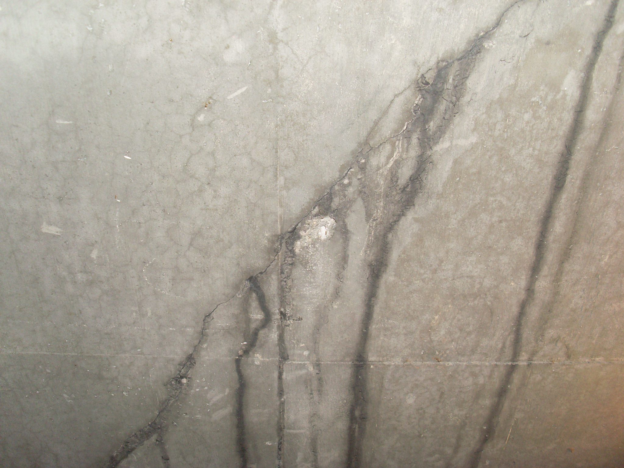 Leaky wall crack