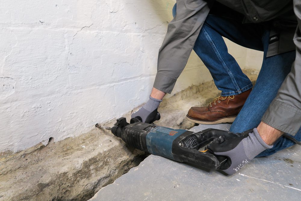 Installing-Contractor-Basement-Waterproofing1000px-Systems-6956 basement waterproofing installation support