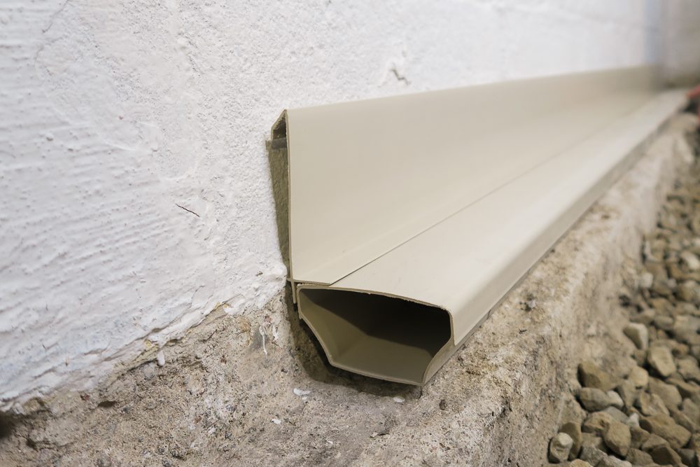 Installing-Contractor-Basement-Waterproofing1000px-Systems-7300 Basement waterproofing drainage board drain tile - Rim Skirt